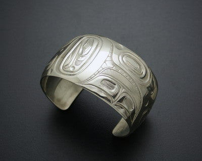 32. Abstract Bracelet