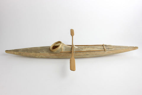 Model Kayak, 1975