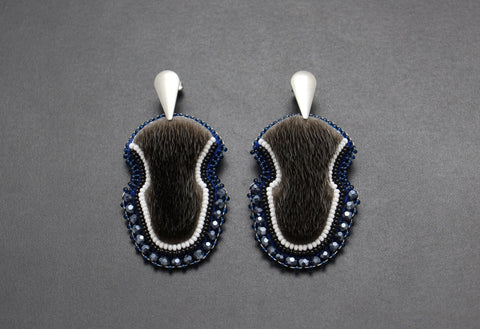 Akuapiik Earrings (Dark Blue)