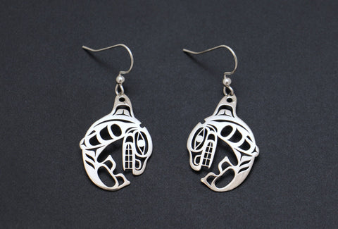 Killerwhale Oval Earrings