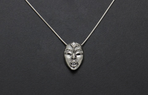 Seer Pendant