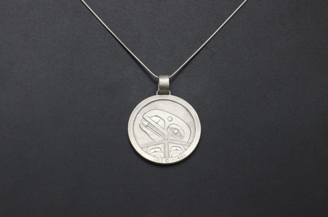 Wigyet and Light Pendant