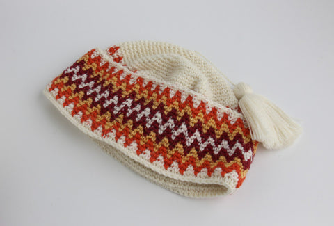 Pangnirtung Hat (White & Orange)