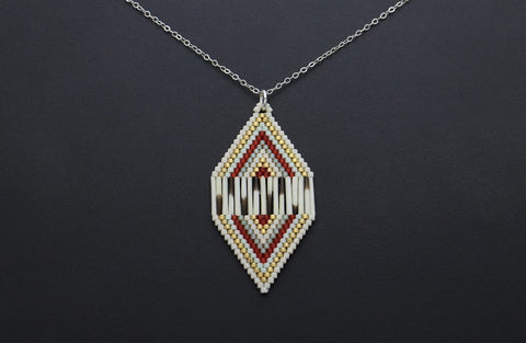 Diamond-Shaped Necklace (Red & White)