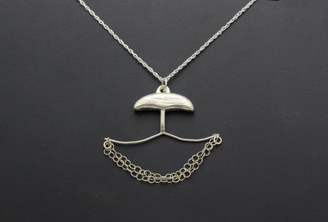Ulu Necklace with Chain by Lavinia Van Heuvelen